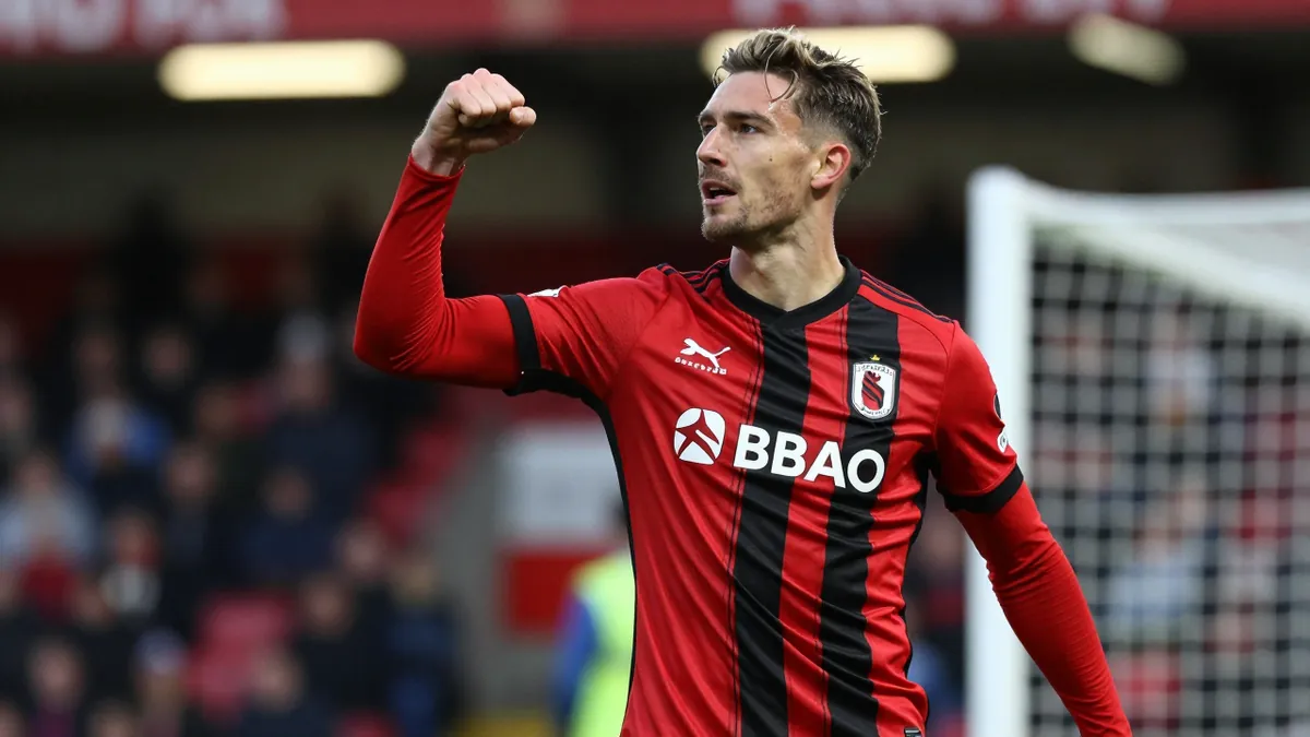 Wrexham A.F.C. Stay Calm on Transfers Ahead of U.S. Tour