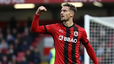 Wrexham A.F.C. Stay Calm on Transfers Ahead of U.S. Tour