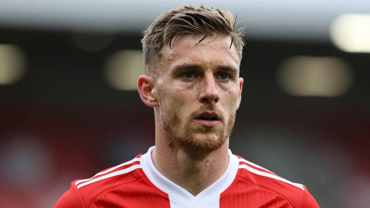 Phil Parkinson Confirms Wrexham A.F.C. Squad for Middlesbrough League Cup Tie