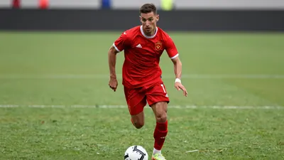 Wrexham A.F.C. eye Jayson Molumby transfer amid West Brom interest