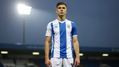 Wrexham A.F.C. Pursue Henrik Falchener Transfer Deal