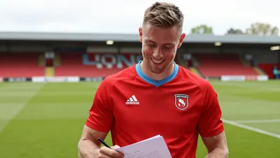 Wrexham A.F.C. striker Sam Smith extends contract until 2028/29 season